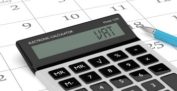 What are the penalties for submitting a late UK VAT return?