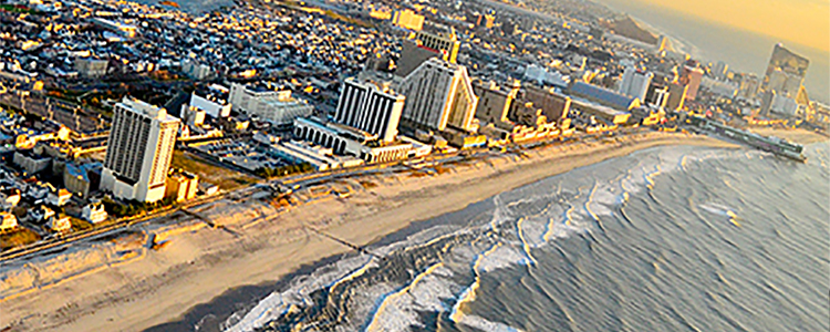 Atlantic City, New Jersey, beach and skyline