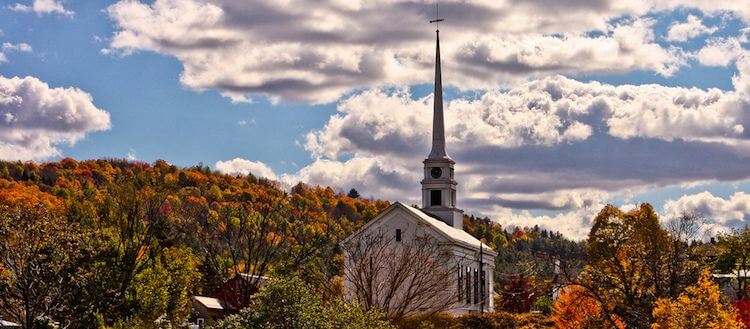  Fall foliage in Stowe, Vermont.